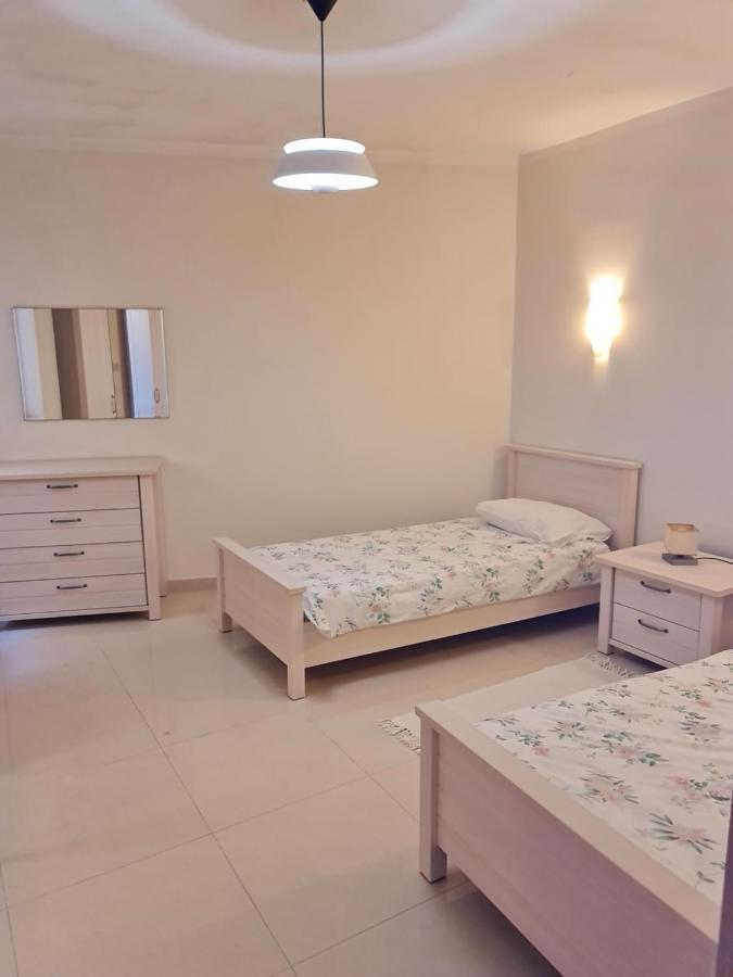 Апартаменты Seabreeze Waterfront Flat Zebbug  Экстерьер фото